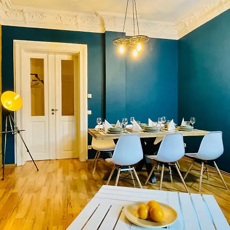 Edle - Industrial Style Apartment *