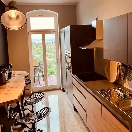 Edle - Industrial Style